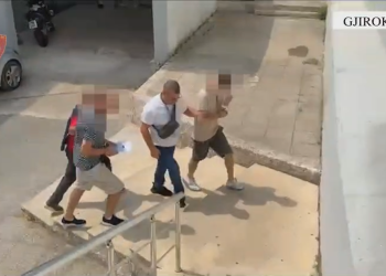 Trafiku i klandestinëve në Gjirokastër, 3 të arrestuar (VIDEO)