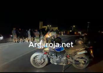 Makinat përplasen “kokë më kokë”, shuhen në aksident tragjik dy vajzat nga Delvina