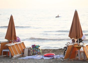 Ngec turizmi, numri i vizitorëve të huaj në vendnumëro