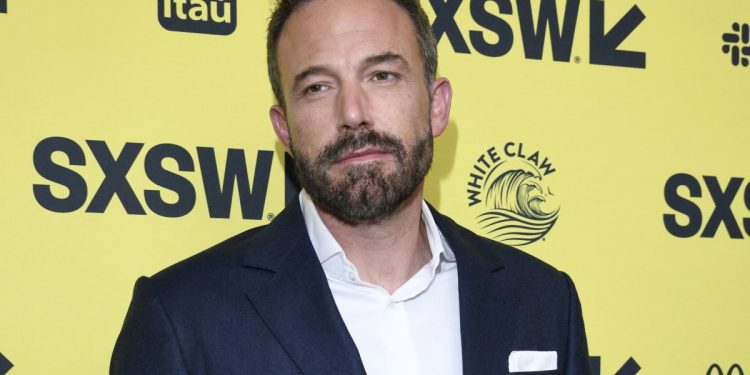 Ben Affleck ndryshon pamje pas përjashtimit nga lista e aktorëve më tërheqës mbi 50-vjeç