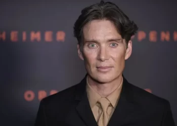 Cillian Murphy ka pirë 18,000 cigare bimore për rolin e Tommy Shelby në Peaky Blinders