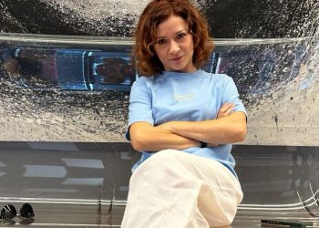 Egla Ceno ndan lajmin prekës për gjendjen shëndetësore të nënës së saj