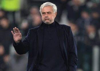 Goditje e rëndë te ekipi turk, Jose Mourinho do të largohet nga Fenerbahçe