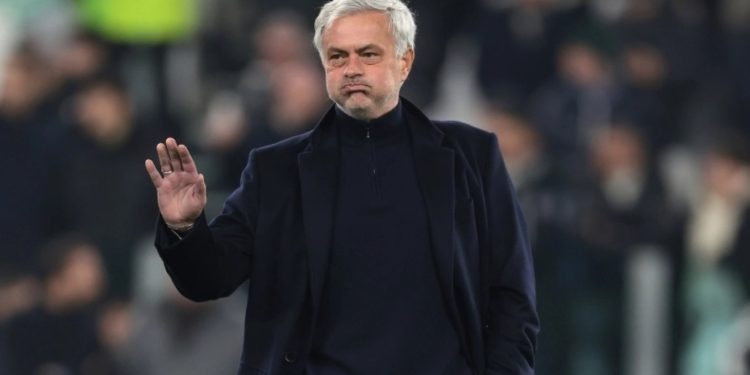 Goditje e rëndë te ekipi turk, Jose Mourinho do të largohet nga Fenerbahçe