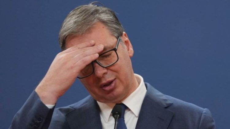 Vuçiç pas dënimit të Dodikut: Serbia s’ka qenë në situatë kaq të vështirë që nga viti 2008