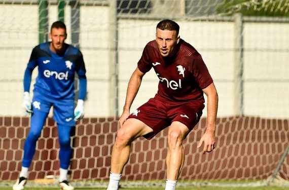 “Jam një luftëtar”, Ismajli: Shiriti me Shqipërinë moment historik (VIDEO)