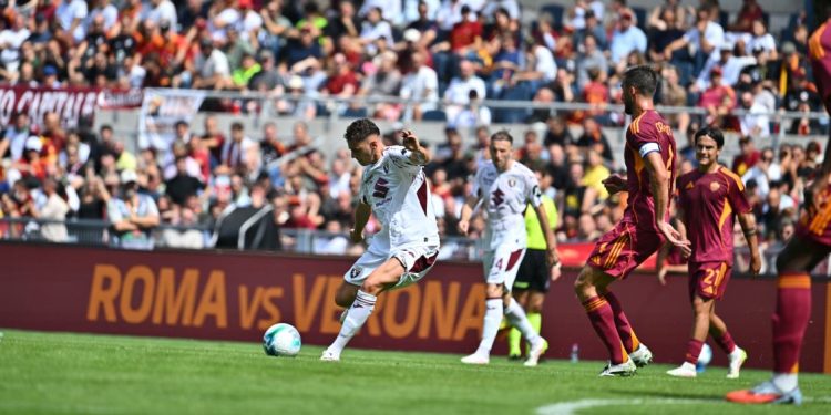 Ismajli-Asllani titullarë, Torino “thyen” Romën, legjionarët vlerësohen me notën 6,5 (VIDEO)