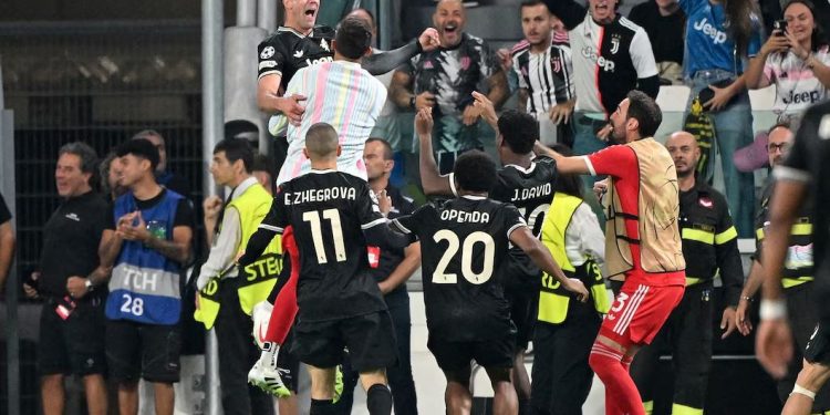 FOTO/ “Gafa dhe magji, një Juve e çmendur”, sfida me Dortmund “pushton” faqet e para