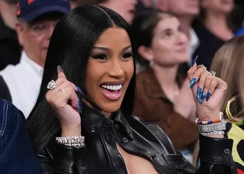 Cardi B e shkatërruar pasi humbi 13,000 dollarë në tualet: Nuk ia rekomandoj askujt