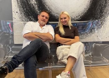 Dy festa në një ditë! Xhemi dhe Juli festojnë përvjetorët e martesës