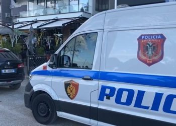 Sherr me kaçavida në Vlorë, plagoset 35-vjeçari!