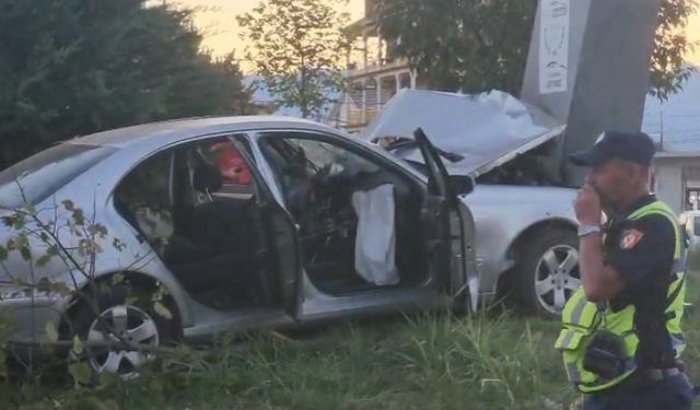 Aksidenti tragjik, humbin jetën babë e bir (FOTO)