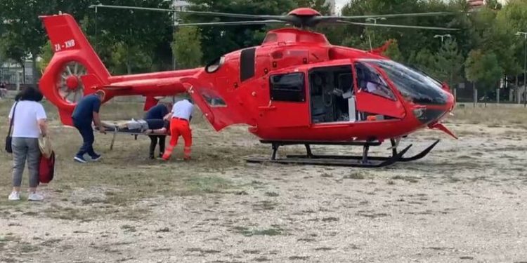 Ambasadori i Ukrainës në Shqipëri pëson infarkt, niset me urgjencë nga Voskopoja drejt Tiranës