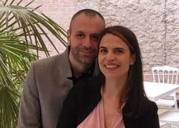 “Shkuam për një dasmë, kur na vjen një Benz plumb…”, flet gruaja e profesorit italian të burgosur në Fier