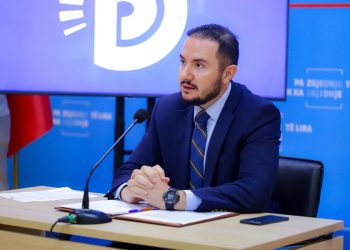 Synon të drejtojë Partinë Demokratike? Ervin Salianji flet troç: Ja çfarë po diskutojmë…