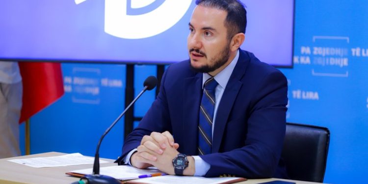 Synon të drejtojë Partinë Demokratike? Ervin Salianji flet troç: Ja çfarë po diskutojmë…