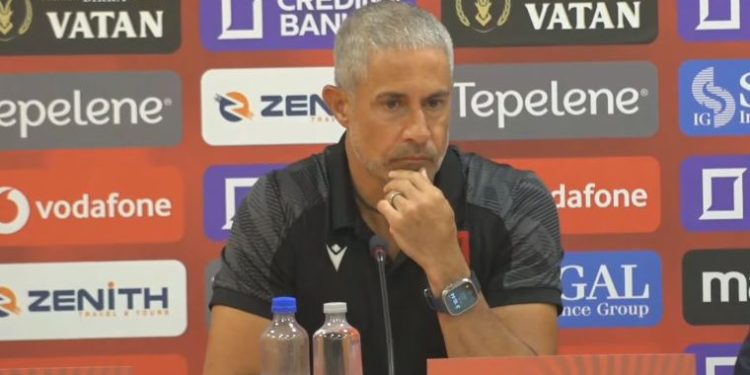 LIVE/ “Nuk jam i shqetësuar, atmosfera në kombëtare mbetet e mirë”, Sylvinho optimist: Pres përfomancë pozitive