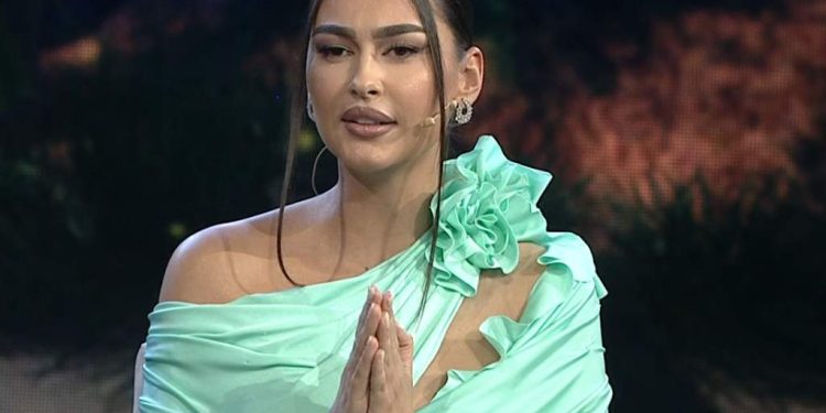 “Vendosa ta hiqja djalin…”/ Adrola Dushi rrëfen momentin kur mbeti shtatzënë: Ishte makth