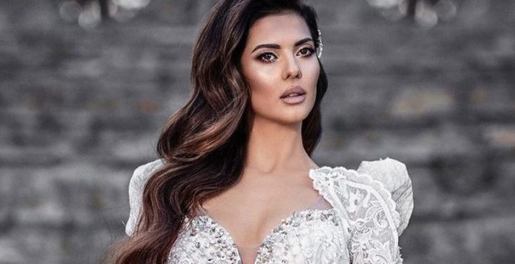 Foto/ Ky është i dashuri i Agnesa Vuthajt?