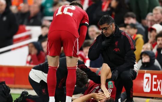 Lajm i keq për Liverpool, lojtari humbet sezonin