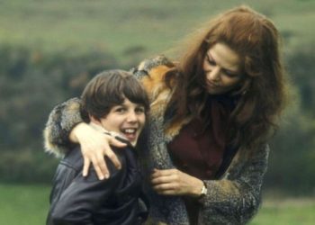 Fëmija i përdhunimit u prezantua si vëlla/ Sekreti ‘i turpshëm’ i kinemasë italiane që Claudia Cardinale e mbajti të fshehur për 9 vite