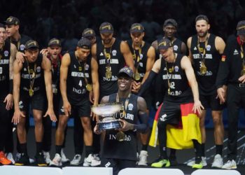 Rikthim në fron, Gjermania mposht Turqinë në finalen e Euro Basket, kampionë pas 32 vitesh