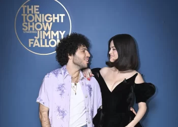 Pas 9 muajsh fejesë, Selena Gomez martohet me producentin Benny Blanco