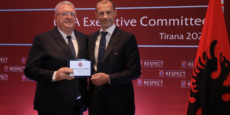 Mbledhja e KE-së së UEFA-s në Shqipëri, Ceferin falënderon Presidentin Duka: Organizim perfekt, kënaqësi e vërtetë bashkëpunimi me FSHF