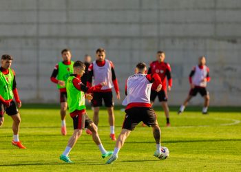 Ndeshjet kundër Gjibraltarit& Letonisë/ Asani dhe Berisha: Armosferë shumë e mirë në skuadër, duam 3 pikët në “Air Albania”