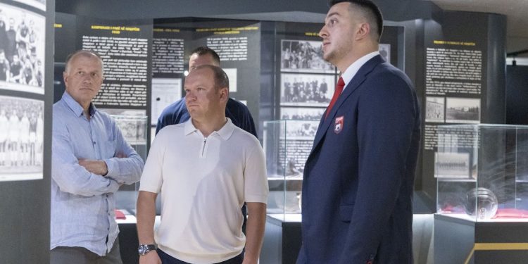 Presidenti i Federatës së Letonisë, zhvillon vizitë zyrtare në “Shtëpinë e Futbollit”