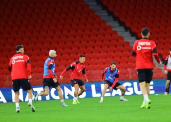 Të gjithë kuqezinjtë “të pastër”, ja si është situata e lojtarëve për rrezikun e pezullimit në ndeshjen me Serbinë