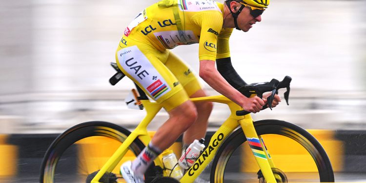 ÇIKLIZËM/ Pogaçar bën bis, kampion bote me 66 kilometër shkëputje