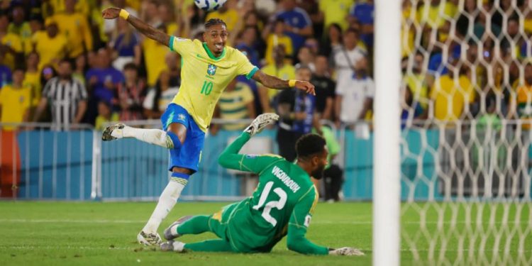 Brazili “likujdon” Kilin, Ancelotti: Nuk do ta harroj asnjëherë, ndeshja ime e parë në “Maracana”