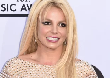 Të afërmit e Britney Spears janë përsëri të shqetësuar: Shtëpia e saj, e mbushur me jashtëqitje qensh