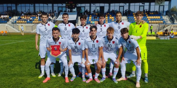 Shqipëria U17 luan ndeshjen e tretë dhe të fundit ndaj Rumanisë, bien kuqezinjtë