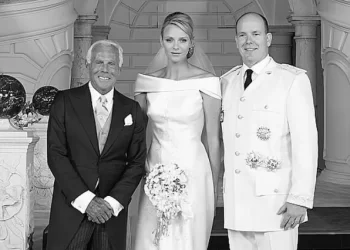 Giorgio Armani dizenjoi edhe fustanin e nusërisë së Princeshës Charlene, çfarë shkroi ajo për të