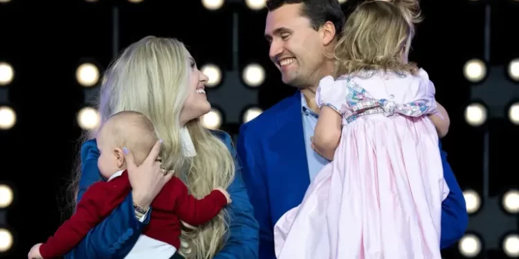 Pas humbjes së Charlie Kirk, bashkëshortja e tij udhëheq Turning Point USA