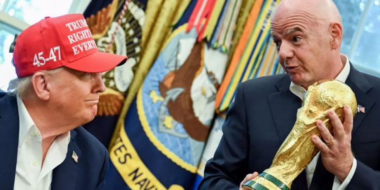 Izraeli përplas UEFA-n me FIFA-n, përfshihet edhe presidenti Trump