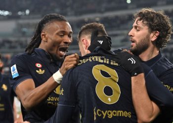 “Juve dhe Napoli favoritët për të fituar Serie A, ky është mendimi im”