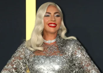 Lady Gaga anulon koncertin në Miami pak minuta para se të dalë në skenë