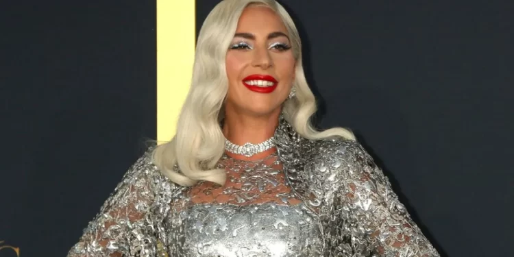 Lady Gaga anulon koncertin në Miami pak minuta para se të dalë në skenë
