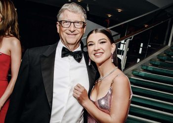 Phoebe Gates, vajza e Bill Gates, rrëfen pse fshehu mbiemrin e famshëm gjatë fëmijërisë