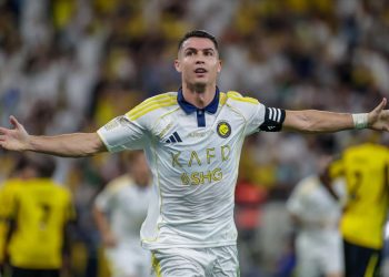 CR7 triumfon ndaj Benzema, Al Nassr lider në Arabi, Mitaj e sheh nga tribuna (VIDEO)
