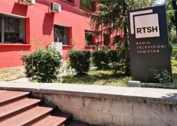 RTSH drejt kolapsit: Borxhet e papaguara vënë në rrezik pjesëmarrjen e Shqipërisë në Eurovision