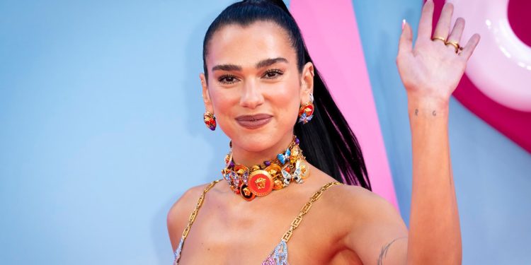 Dua Lipa ndërpret bashkëpunimin me agjentin pas letrës kundër grupit pro-Palestinë
