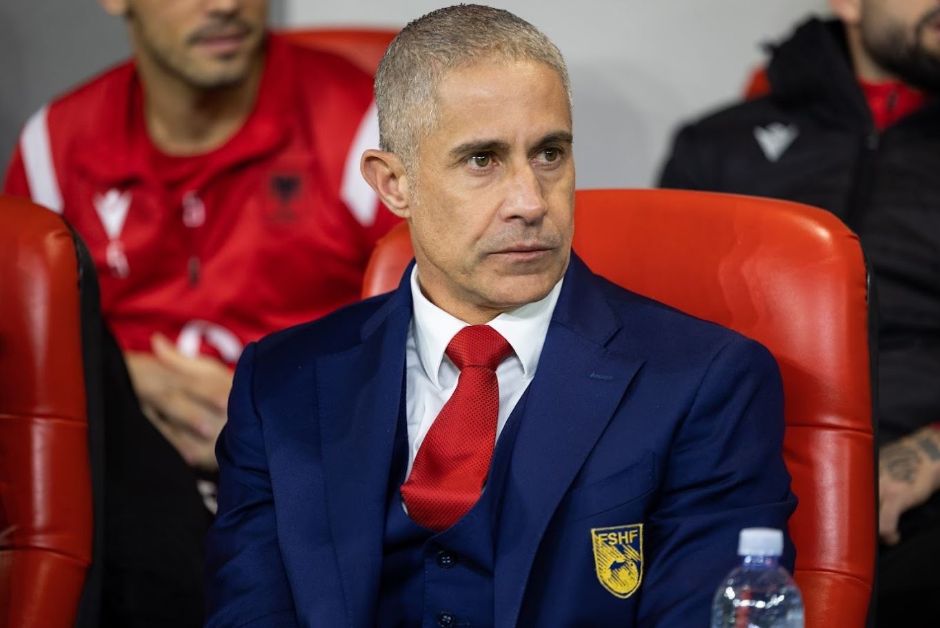  Nuk jemi Gjermania  fiksojeni këtë   Sylvinho entuziast  Festojmë dhe mendojmë për Play Off  mund të shkojmë në Botëror