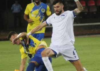 Historiku/ Teuta përballë Elbasanit, ose dueli i të pamposhturave