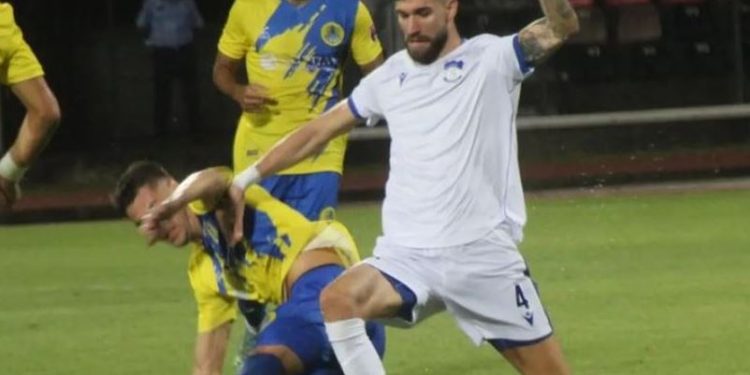 Historiku/ Teuta përballë Elbasanit, ose dueli i të pamposhturave