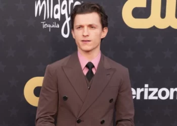 Alarm në setin e “Spider-Man”, Tom Holland dërgohet me urgjencë në spital