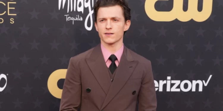 Alarm në setin e “Spider-Man”, Tom Holland dërgohet me urgjencë në spital